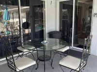 Rare & Amazing 3 bdrm 2 bath apt with pool gives you a home away from home feel. Hotels in Lutz