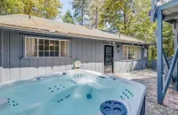 The Modern Get Away Cabin 3b2b - Lake View 🌲 w/ pool table & jaccuzi & suana Hotel a Crestline