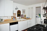 Beautiful Mountain Views, Beamed Ceilings, 2 Fireplaces