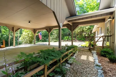 •Newly redecorated cozy cabin close to town• Hotels near Dry Falls