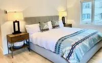 Teewinot B5: Top Floor 2BR/2BA Condo -- Fully Remodeled - balcony