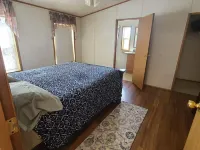 Home by Lake Mead and Grand Canyon West, beautiful & majestic country, sleeps 7 Hotels near Grand Canyon West