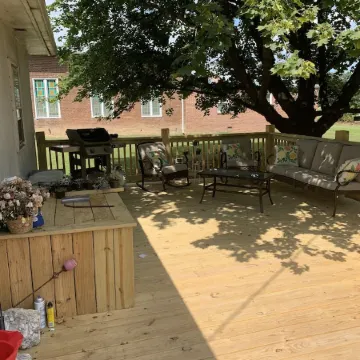 Pappys place at Smoke Hole