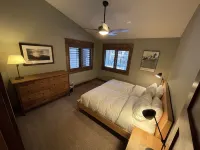 Luxury ski-in townhome in Solitude Resort Hotel dekat Millcreek Canyon Winter Gate