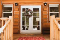 Logshire at Mt.Baker EVCharger & HotTub