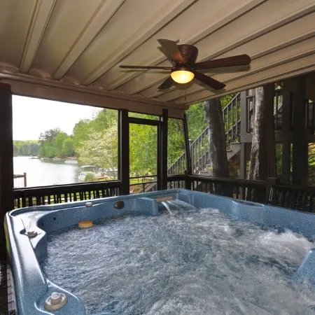 Lake Front, Pet, Game Room, Dock, Swim-Fish-Boat, Fire Pit, New Boat Rental