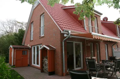FH Aljoscha in a Prime Location - Right at the Marina! WiFi, Sky Strandk. Incl Hotels in der Nähe von Strand Harlesiel