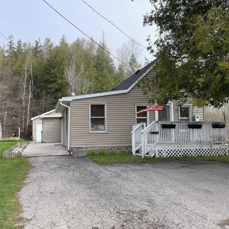 Makwa North in St Ignace – God’s Country by Mackinac Island