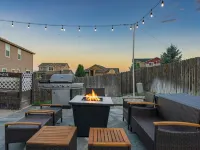 Spacious Airport Heaven - 5 Bedrooms & Hot Tub Hotels in Security-Widefield