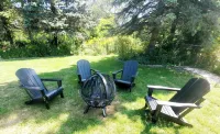Nautical Splash Pad, Spacious Home, Private Pool & Cedar Hot Tub.