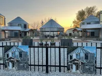 Walnut Springs Silo Cabin B