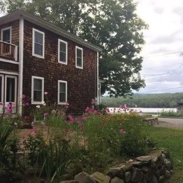 Upscale Vacation Rental Across From Haley Pond In The Village Of Rangeley