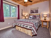 Nature's Edge: Lakefront Home - WiFi, Free Firewood, Generator, No Cleaning Fee! - balcony