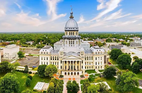 Historic Bungalow: For Groups & Families Sleeps 11