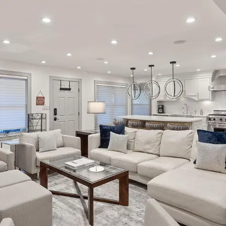 BRIGHT, Renovated, In the Heart of Aspen Walkable