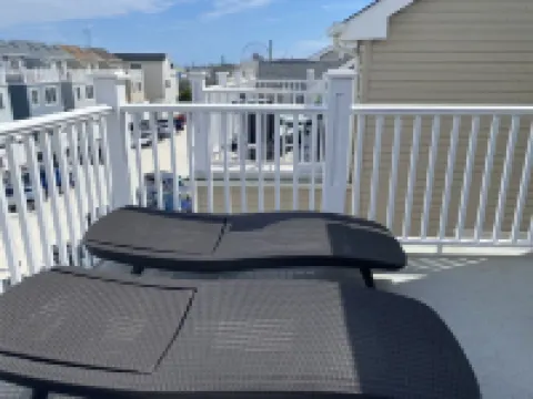 Mermaid Place is only 5 min walk to the beach.