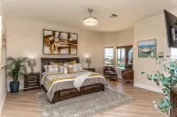 AMAZING LAKE VIEWS AND POOL!!