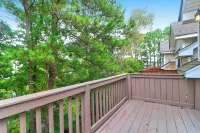 Lowcountry Retreat - A peaceful Charleston getaway