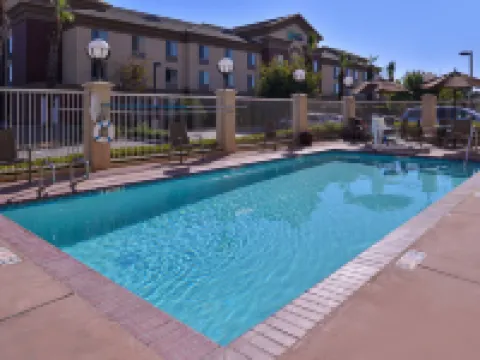 Hampton Inn & Suites Woodland-Sacramento Area Hotels in Woodland