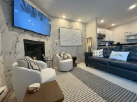 Mountain Bluebird Condo Getaway at Schweitzer Ski Resort