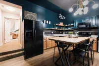 The PanAm Flat - 2bed/2bath next to hospitals & Scott AFB
