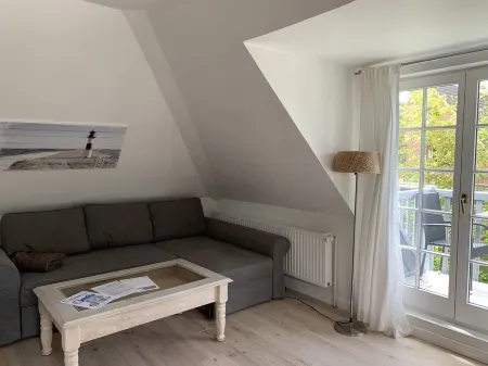 Coziness under the roof - quiet vacation apartment with balcony Отели рядом с достопримечательностью «Sankt Peter Ording Beach»