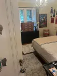 Beautiful & Large Bedroom  in B&B in Exquiste  Tropical  Home- Centrally located