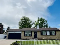 Beautifully Renovated 5-Bedroom Ranch Home in Prime Aurora Neighborhood Hotels near Safeway