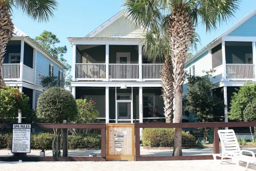 Poolside. Winter DISCOUNTS. Beach, Hot Tub, Porch & Relax!