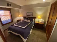 Snowshoe Village SLEEPS 6- Rimfire Lodge, Ski-In/Out, 1-Bedroom "PLUS" Condo
