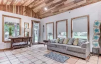 La Cabaña -  Kid friendly home by Kalahari Resort.