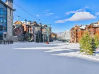 Parq 1 Tower Club Ski in Out Hot Tub Pool Private Dining Fitness Spa Wellness Hotels in Summit County