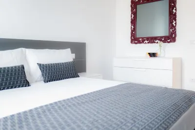 Apartment first row sea, air conditioning, flat screen TV,