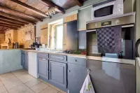 Gîte de Souvigny فنادق في Souvigny