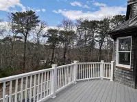 Beautiful home in Orleans. Park, Beach, Lake & Ocean.  Telsa charge Hotels in Orleans