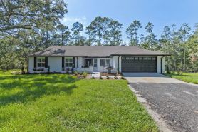 Charming 4-Bed 2.5 Bath Modern Home on 5 Acres. Pond, Trails, Wildlife. Sleeps 8