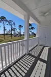 Beautiful condo in walking distance to both the town center and the Bay!