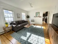 Classic New England 1st Floor 3 BR Downtown Brunswick