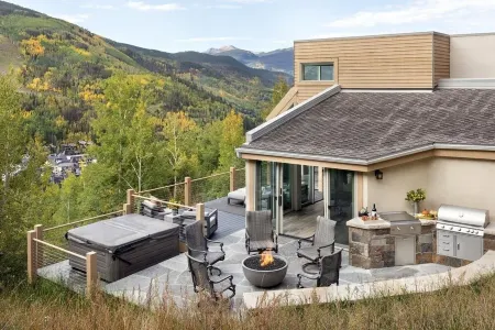 Magnificent 4 Bdrm Townhome with spectacular Vail & Beaver Creek Mtn views!!