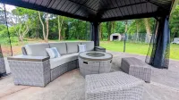 Modern Home 2 Firepits w/ Dining