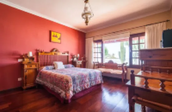 OPPORTUNITY! Stunning exclusive Villa next to the sea