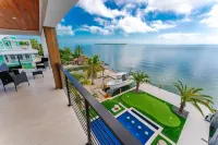 5 bed/4 bath Ocean side, right outside of Tavernier Creek Mile Marker 91