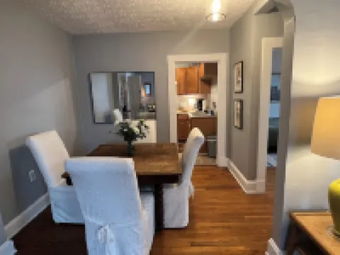 Dreamweaver — 1BR 1BA just two blocks from the downtown walking mall