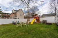 Grand Fairfield Getaway- 5BR Fam-Friendly near I95&Shops - Spacious&Gracious