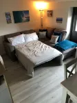 5 minutes from the beach, centraly located, country side views