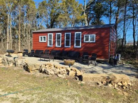 Cabin 1 at the Pallet Factory