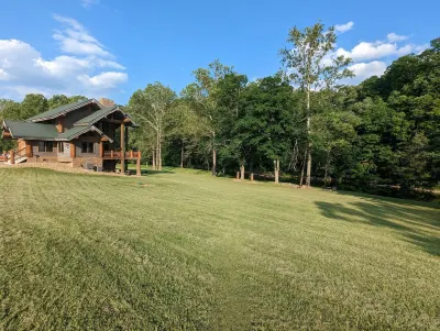 Holston River Lodge, Paradise on the River🎣Fishing, Kayaking,Hot Tub,Wineries🔥 Hotels near The Back Of the Dragon - Marion