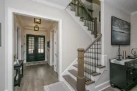 Large, Luxury, Family-Sized Home with Game Room, Screened Porch & Exercise Area