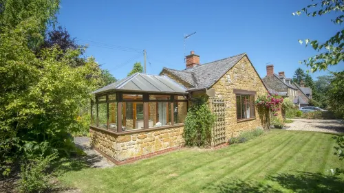 Copperstones, is in quiet idyllic location amid rolling hills in the Cotswolds