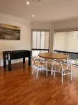 5 min drive from Terrigal Beach. Modern apartment. Hotels in Terrigal